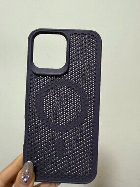 Black Compatible Honeycomb Heat Dissipation Phone Case